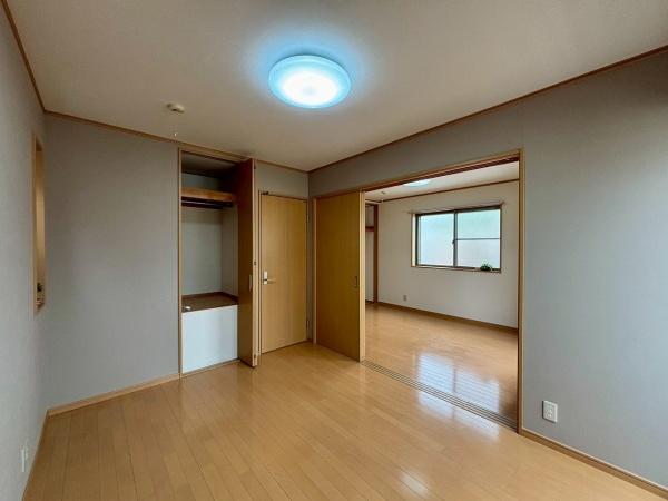 羽曳野市軽里３丁目の中古一戸建て