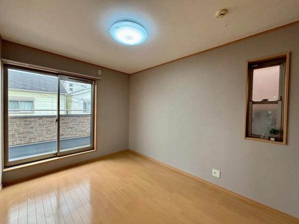 羽曳野市軽里３丁目の中古一戸建て