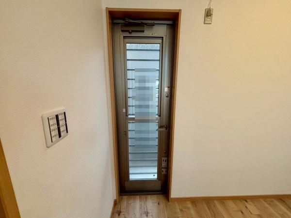 羽曳野市軽里３丁目の中古一戸建て