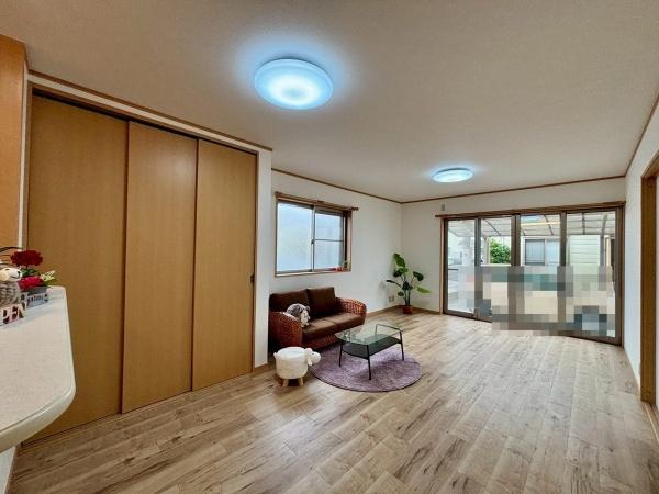 羽曳野市軽里３丁目の中古一戸建て