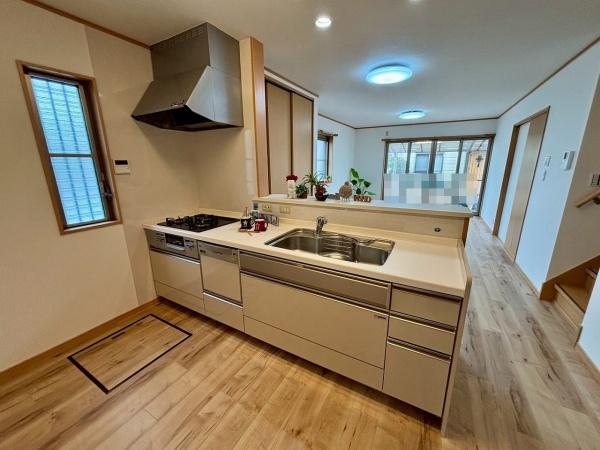 羽曳野市軽里３丁目の中古一戸建て
