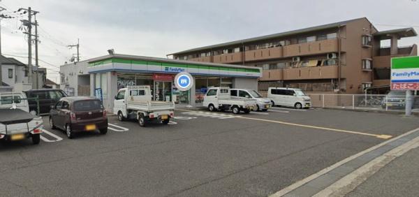 岸和田市東ケ丘町の中古一戸建て(ファミリーマート和泉箕形町二丁目店)