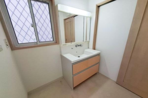 和泉市室堂町の中古一戸建て