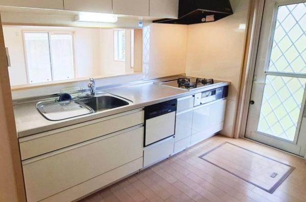 和泉市室堂町の中古一戸建て