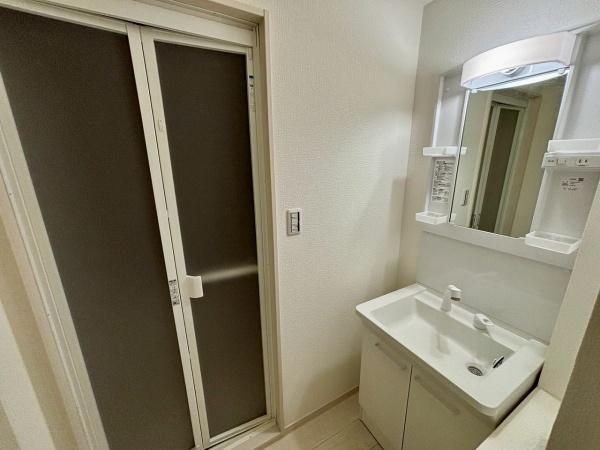 和泉市鶴山台１丁目の中古一戸建て