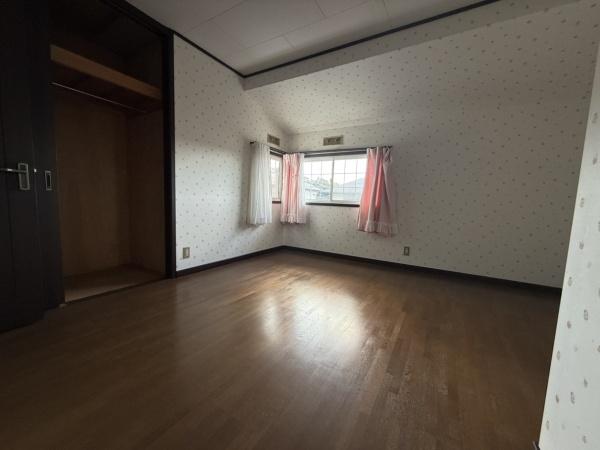 富田林市梅の里４丁目の中古一戸建て