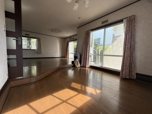 富田林市梅の里４丁目の中古一戸建て
