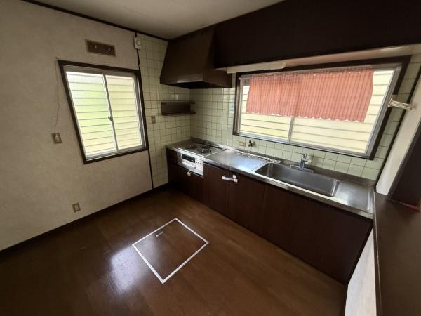 富田林市梅の里４丁目の中古一戸建て