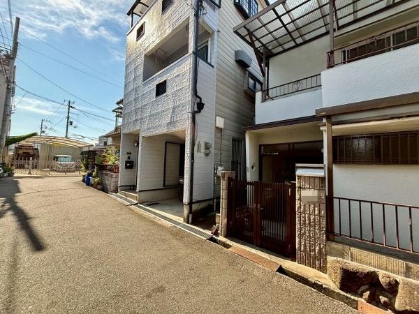羽曳野市高鷲５丁目の中古一戸建て
