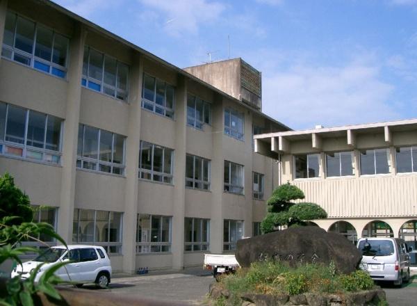 河内長野市緑ケ丘北町の中古一戸建て(河内長野市立天野小学校)