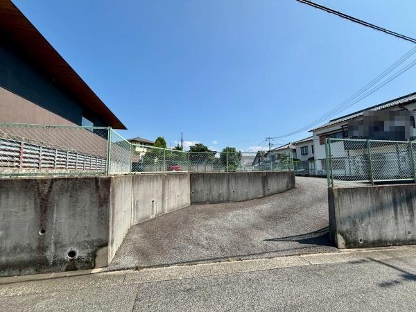 堺市西区上野芝向ヶ丘町２丁の土地