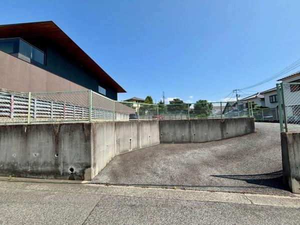 堺市西区上野芝向ヶ丘町２丁の土地