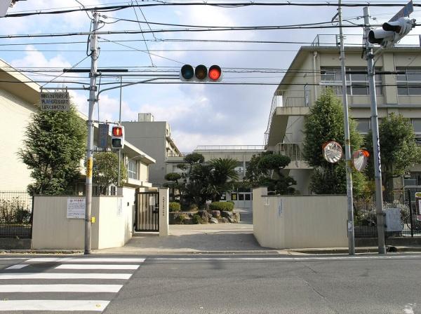 八尾市八尾木北5丁目　新築戸建(八尾市立曙川小学校)