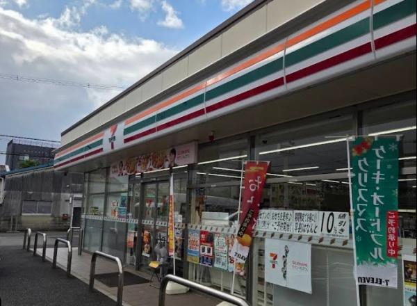 八尾市小畑町2丁4号棟　新築戸建(セブンイレブン八尾泉町1丁目店)