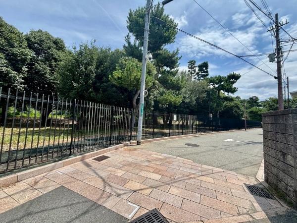 堺市堺区中三国ヶ丘町２丁の中古一戸建て