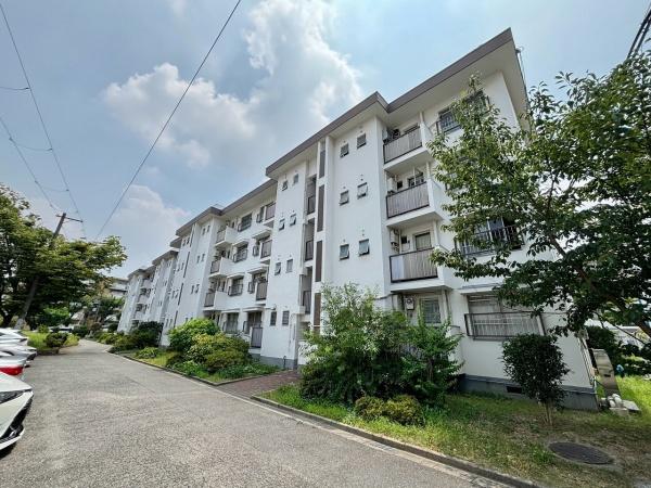 新金岡参丁壱番住宅第壱八棟