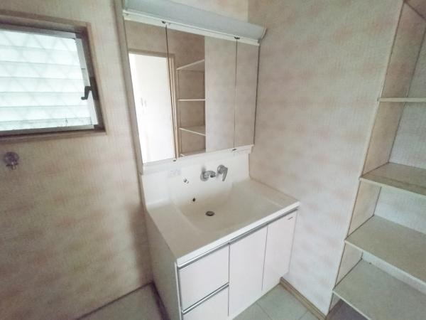 和泉市上町の中古一戸建て