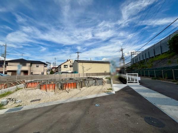羽曳野市誉田7丁目5号地　新築戸建