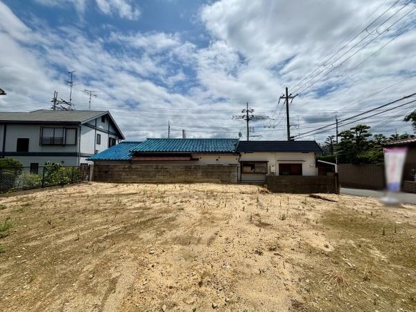 羽曳野市羽曳が丘３丁目の土地