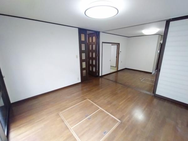 堺市美原区北余部　中古戸建