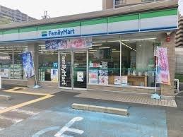 和泉市山荘町３丁目の中古一戸建て(ファミリーマート和泉室堂北店)