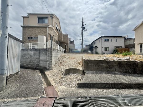 和泉市唐国町３丁目の土地