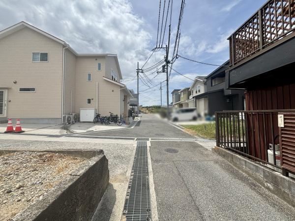 和泉市唐国町３丁目の土地