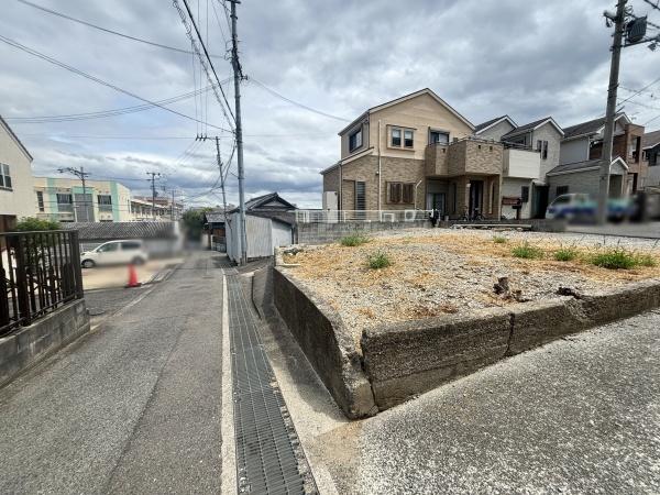 和泉市唐国町3丁目　売土地