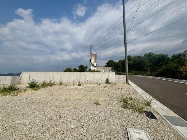 富田林市梅の里1丁目8号棟　新築戸建