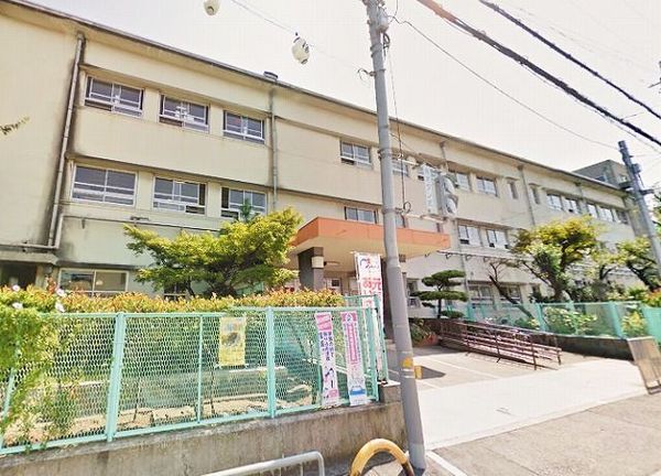堺市北区百舌鳥梅北町４丁の中古一戸建て(堺市立百舌鳥小学校)