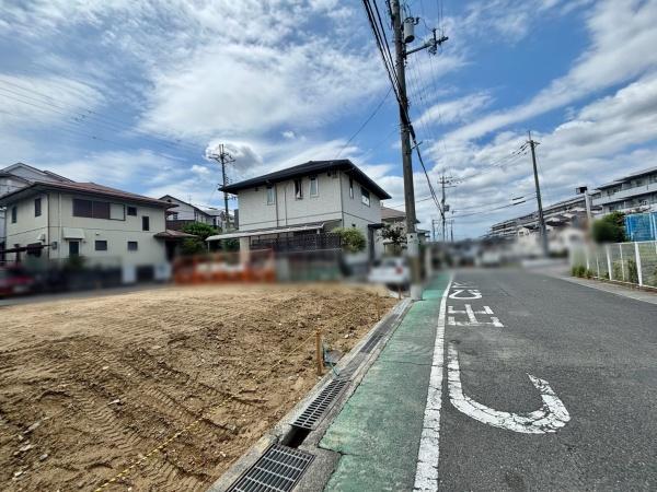 羽曳野市学園前４丁目の土地