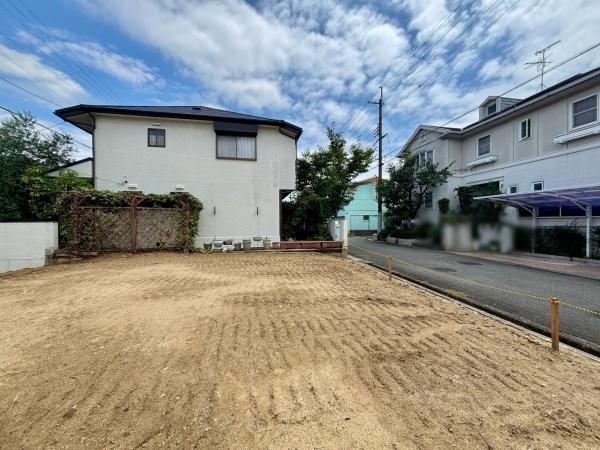羽曳野市学園前４丁目の土地