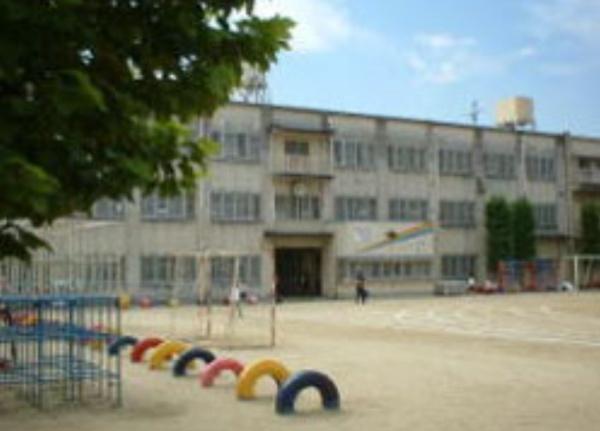 富田林市寿町４丁目の中古一戸建て(富田林市立富田林小学校)