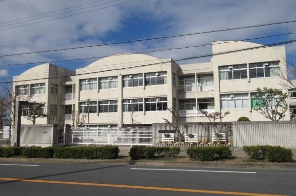 富田林市廿山２丁目の土地(富田林市立明治池中学校)