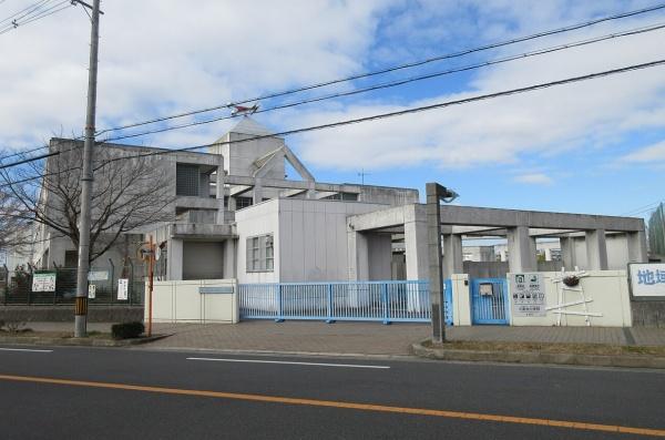 富田林市廿山２丁目の土地(富田林市立小金台小学校)