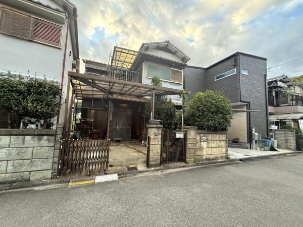 柏原市国分市場１丁目の中古一戸建て