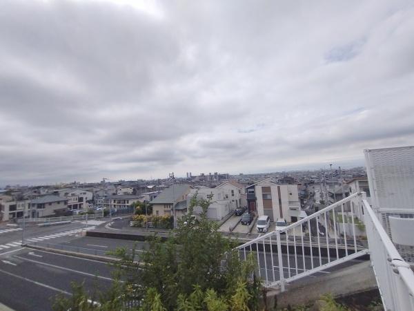 和泉市鶴山台３丁目の土地