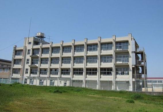 堺市西区浜寺石津町中４丁の土地(堺市立浜寺中学校)