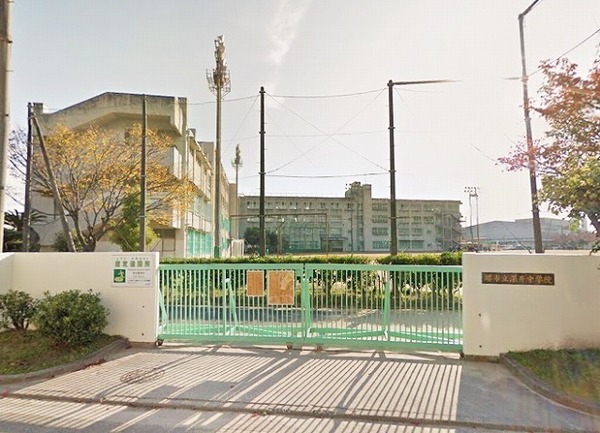 堺市中区深井東町の中古一戸建て(堺市立深井中学校)
