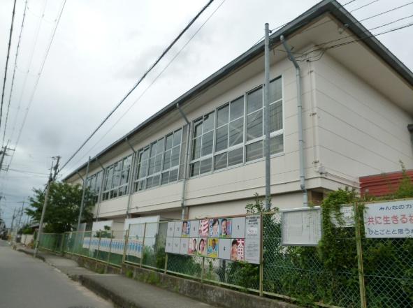 和泉市黒鳥町３丁目の中古一戸建て(芦部保育園)