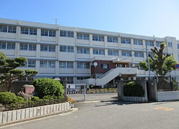 羽曳野市高鷲2丁目1号棟　新築戸建(羽曳野市立高鷲中学校)