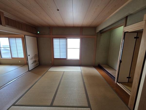 奈良市西登美ヶ丘７丁目の中古一戸建て