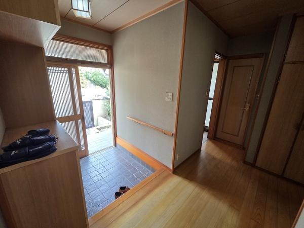 奈良市西登美ヶ丘７丁目の中古一戸建て