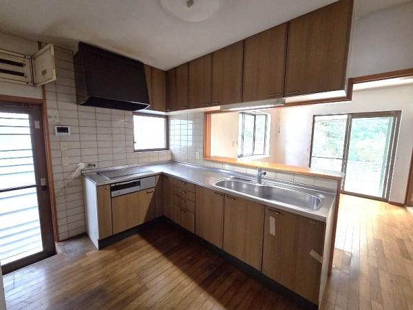 奈良市西登美ヶ丘７丁目の中古一戸建て