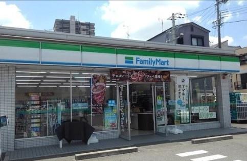 エステム堺萩原天神(ファミリーマート堺日置荘原寺店)