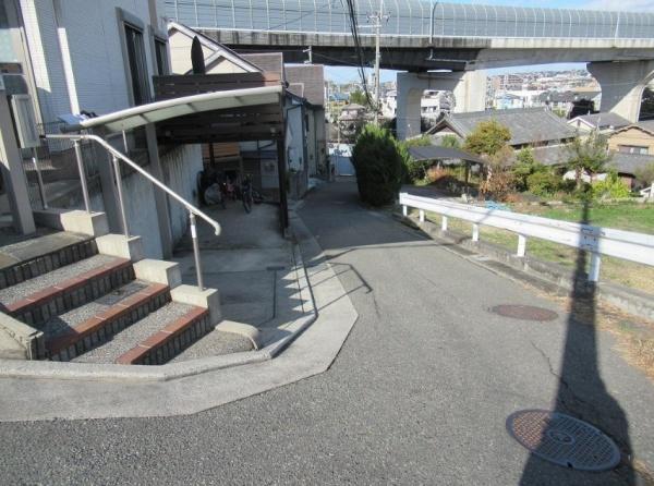 和泉市唐国町２丁目の土地