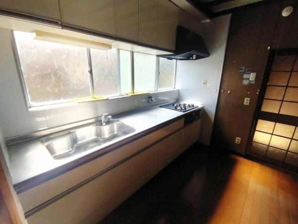 堺市北区中村町　中古戸建