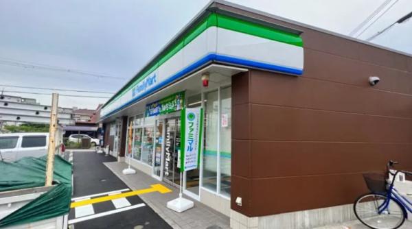 藤井寺市小山８丁目の中古一戸建て(ファミリーマート藤井寺小山四丁目店)