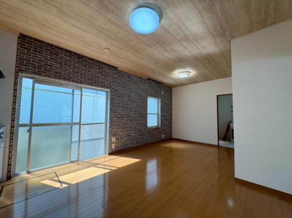 和泉市葛の葉町3丁目　中古テラス