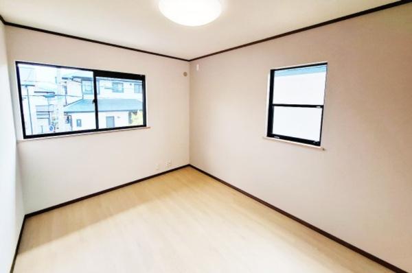 富田林市小金台４丁目の中古一戸建て